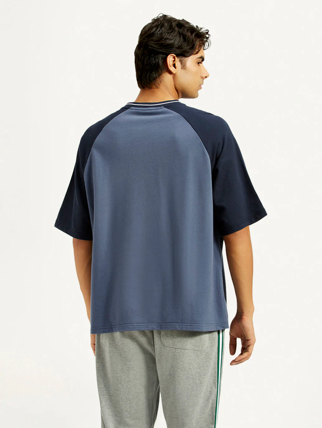 Men's Graphic Loose Fit T-Shirt - Image 4