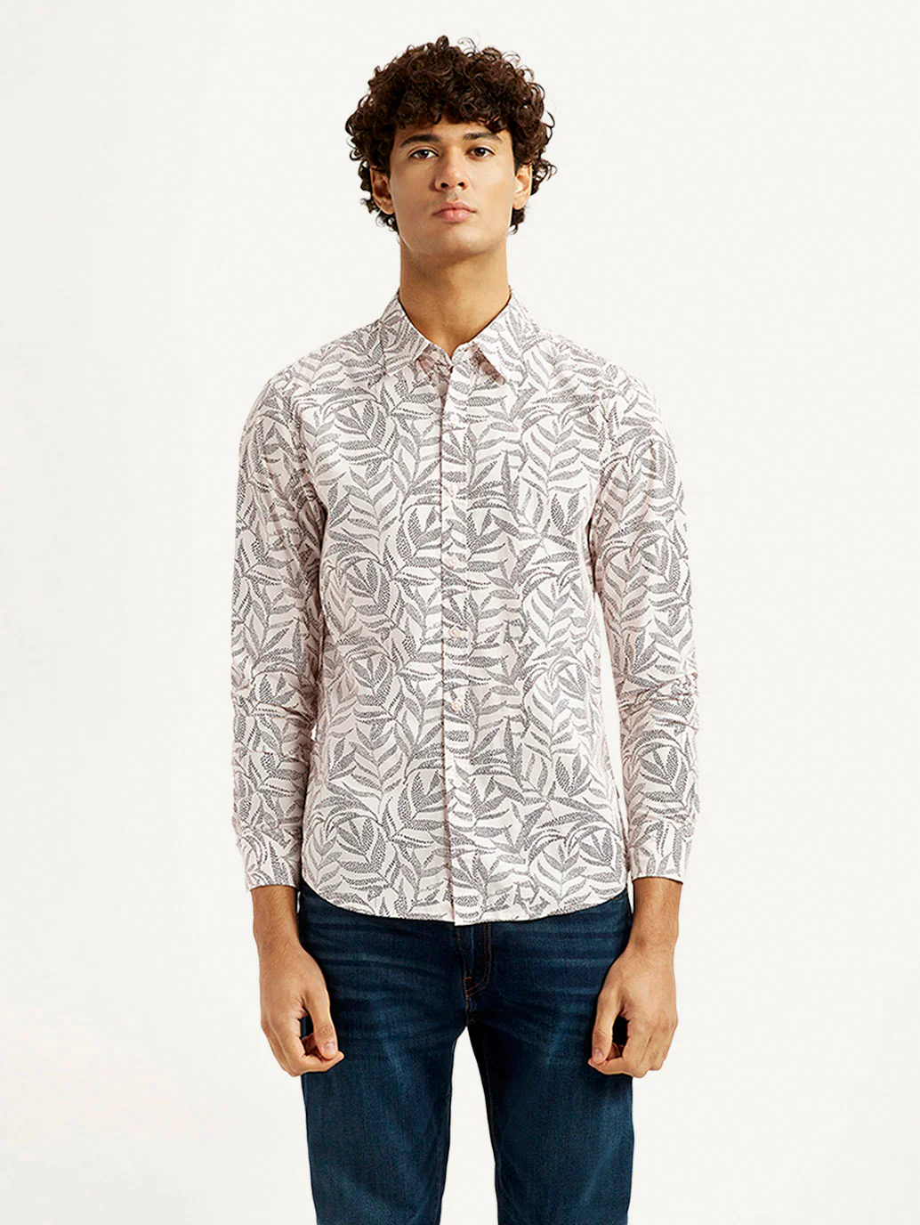 Men's Printed Off White Slim Fit Shirt - Image 2