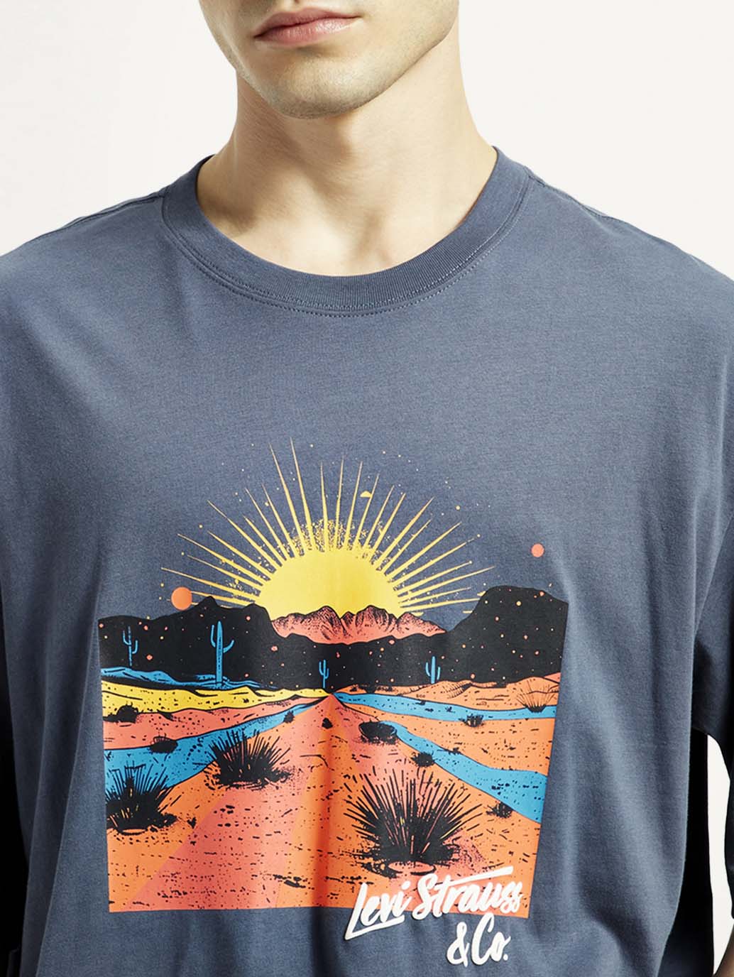 Men's Graphic Regular Fit T-Shirt - Image 4