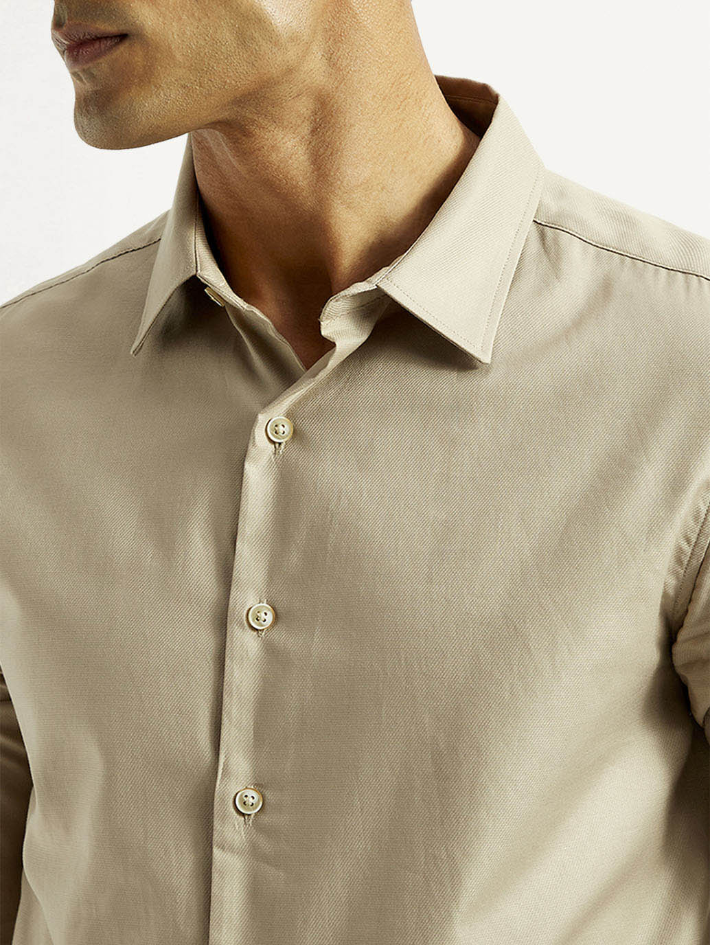Men's Redloop Solid Beige Slim Fit Shirt - Image 4