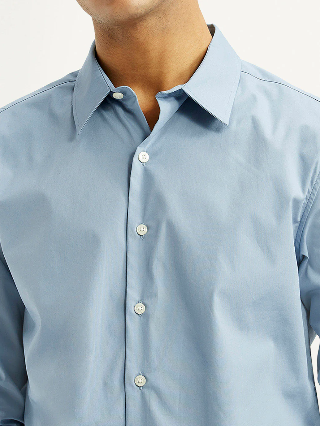 Men's Redloop Solid Light Blue Slim Fit Shirt - Image 3
