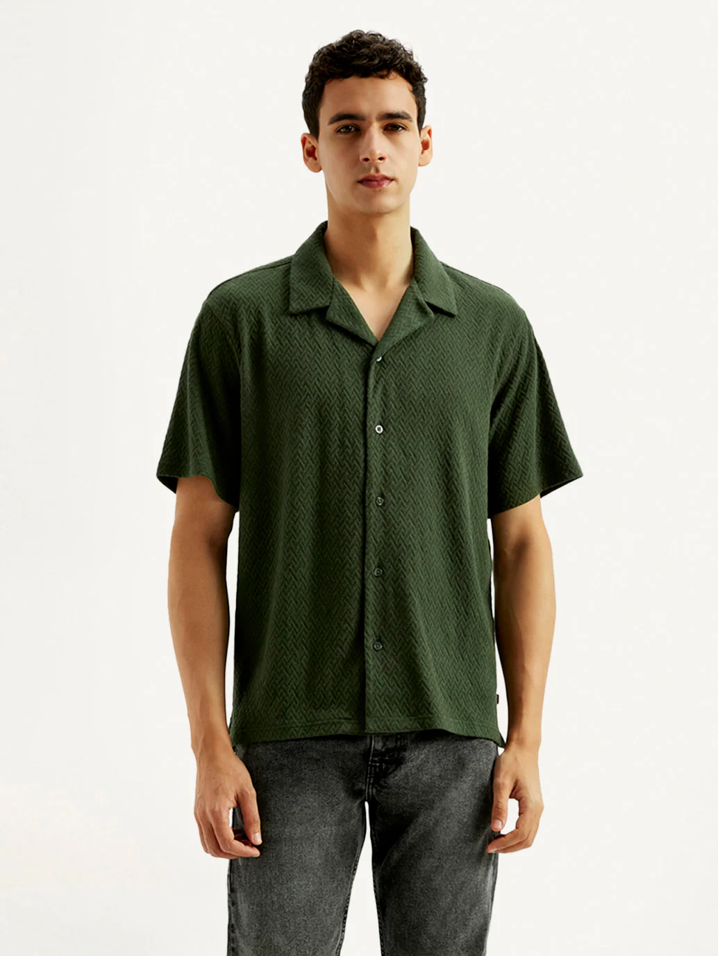 Men's Textured Slim Fit Resort Collar Shirt - Image 3