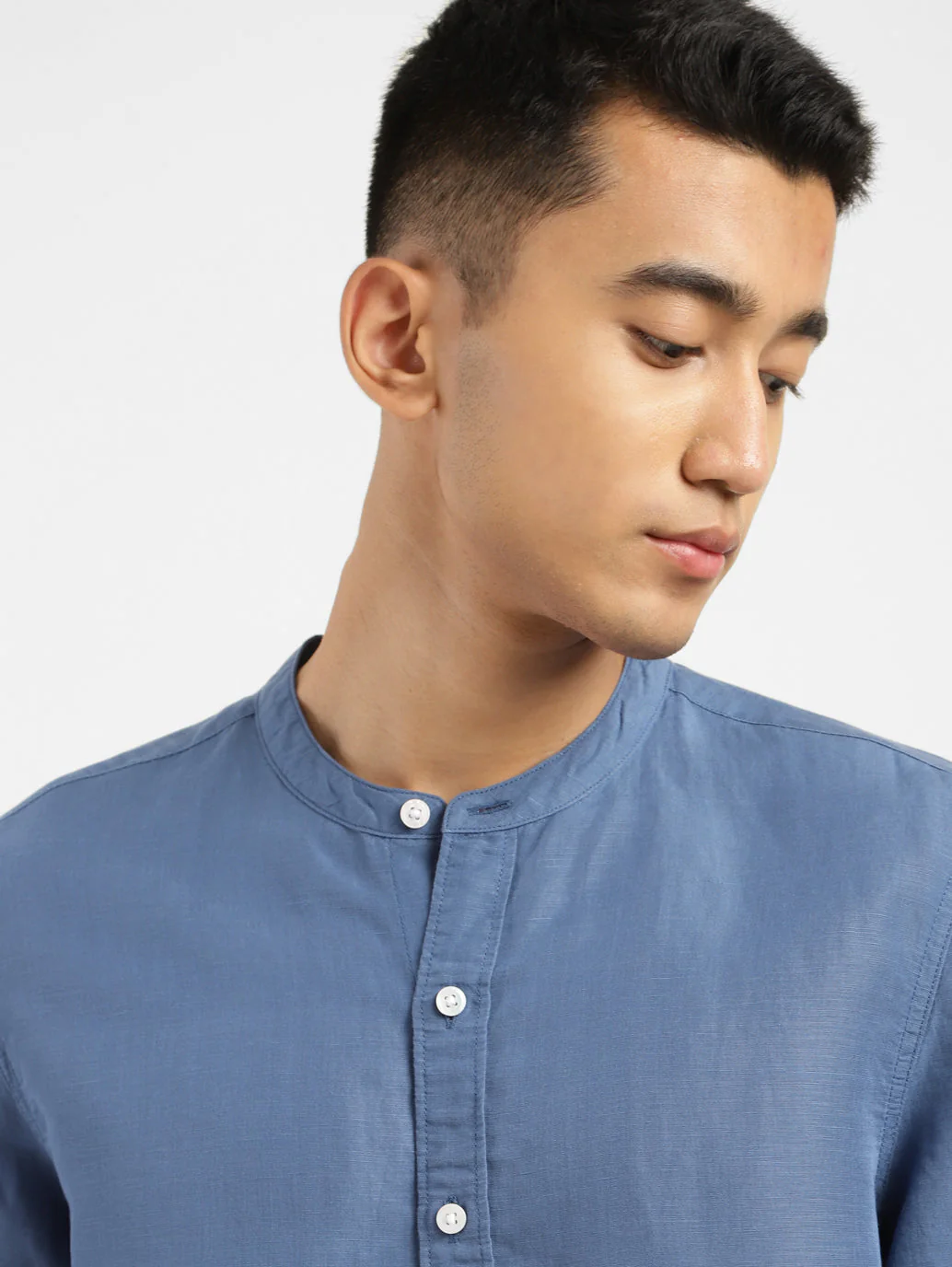Men's Solid Band Neck Linen Shirt - Image 6