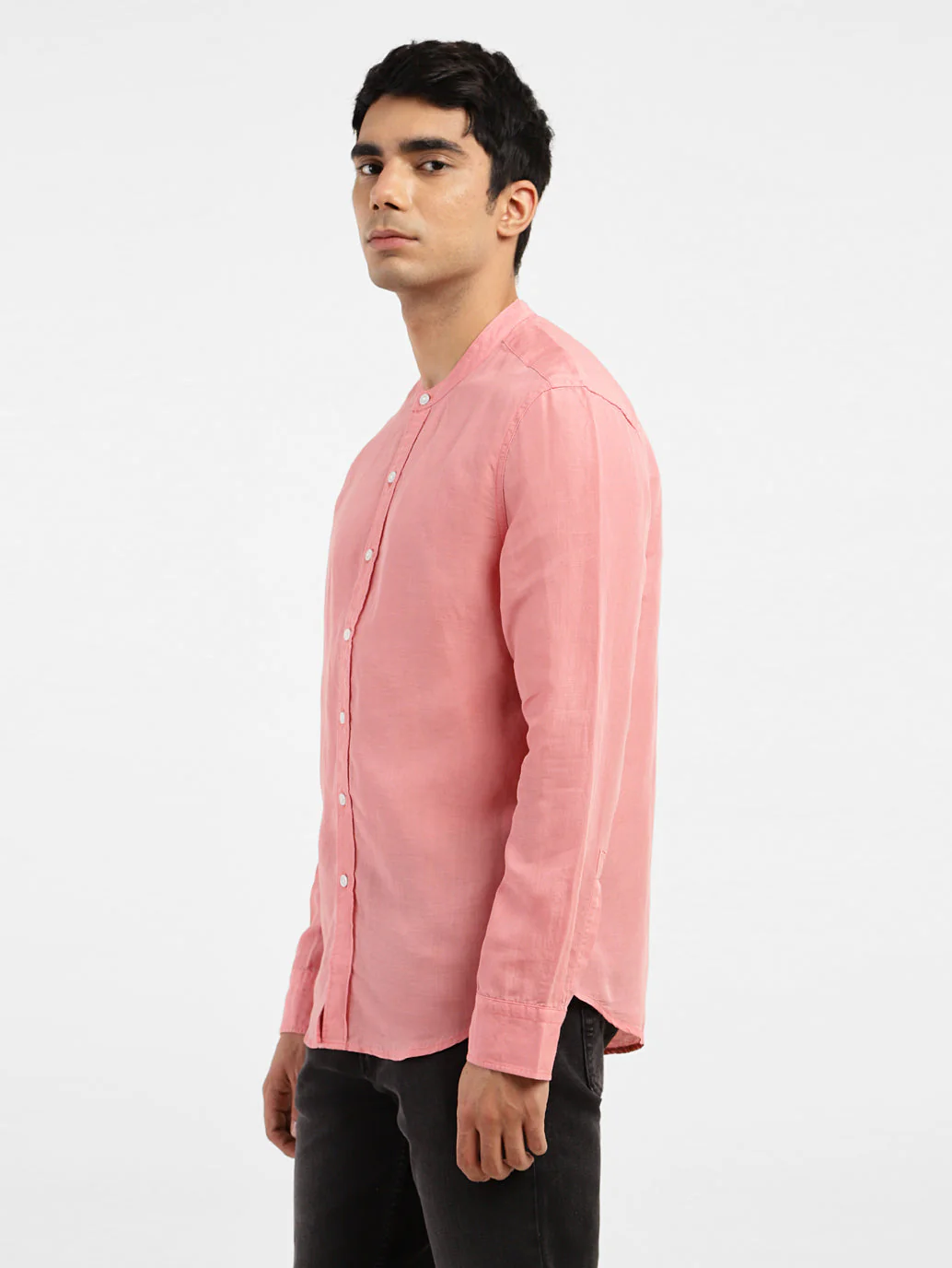 Men's Solid Slim Fit Linen Shirt - Image 4