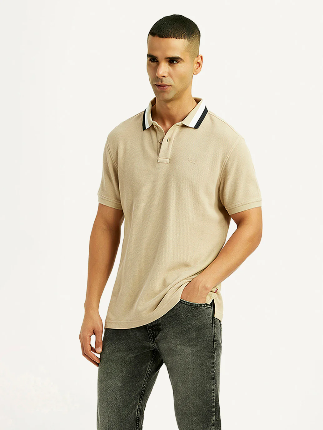 Men's Solid Beige Slim Fit Polo T-shirt - Image 6