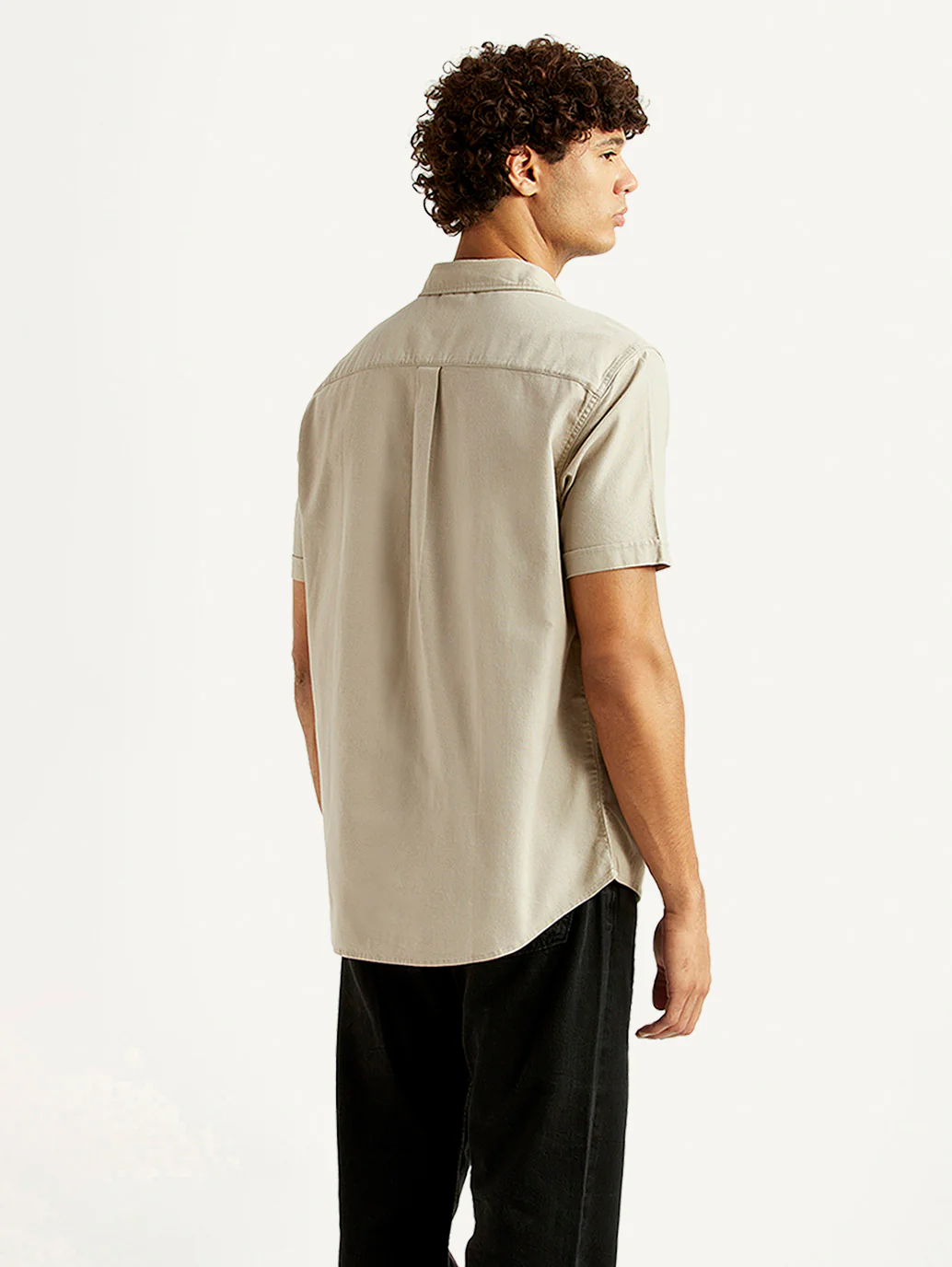 Men's Solid Beige Slim Fit Oxford Shirt - Image 2