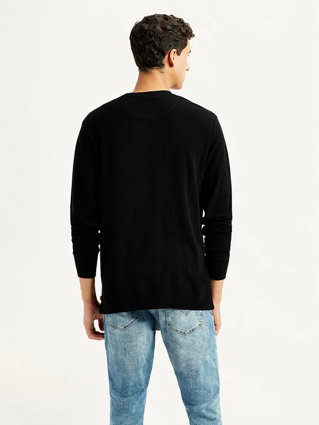 Men's Solid Black Crew Neck T-shirt - Image 2