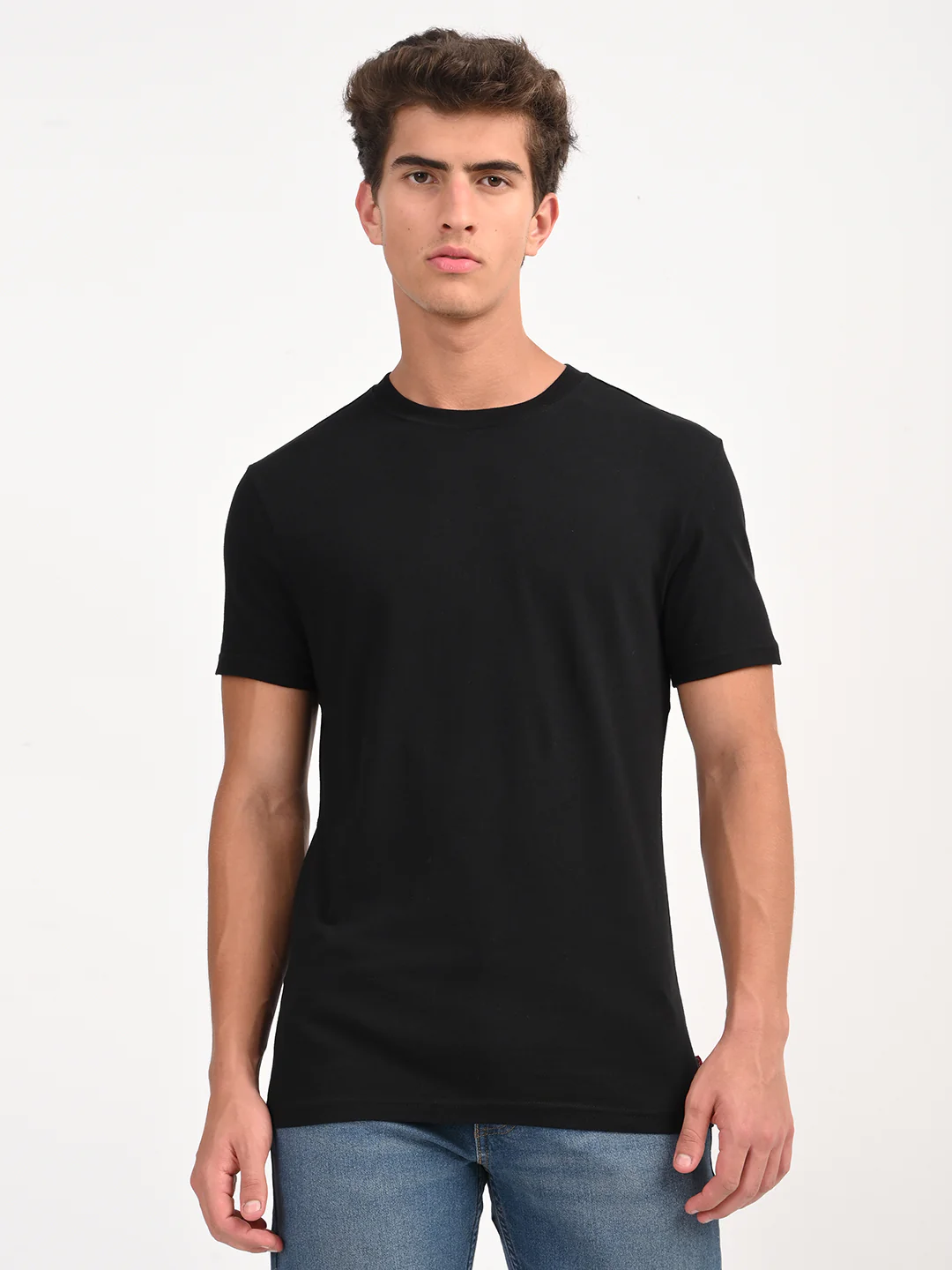 Men's Solid Black Slim Fit T-shirt - Image 3