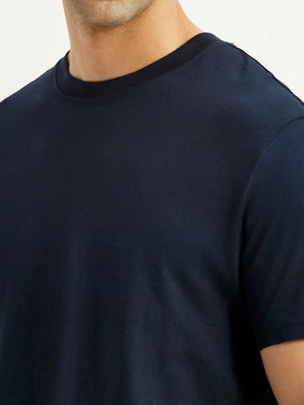 Men's Solid Black Slim Fit T-Shirt - Image 3
