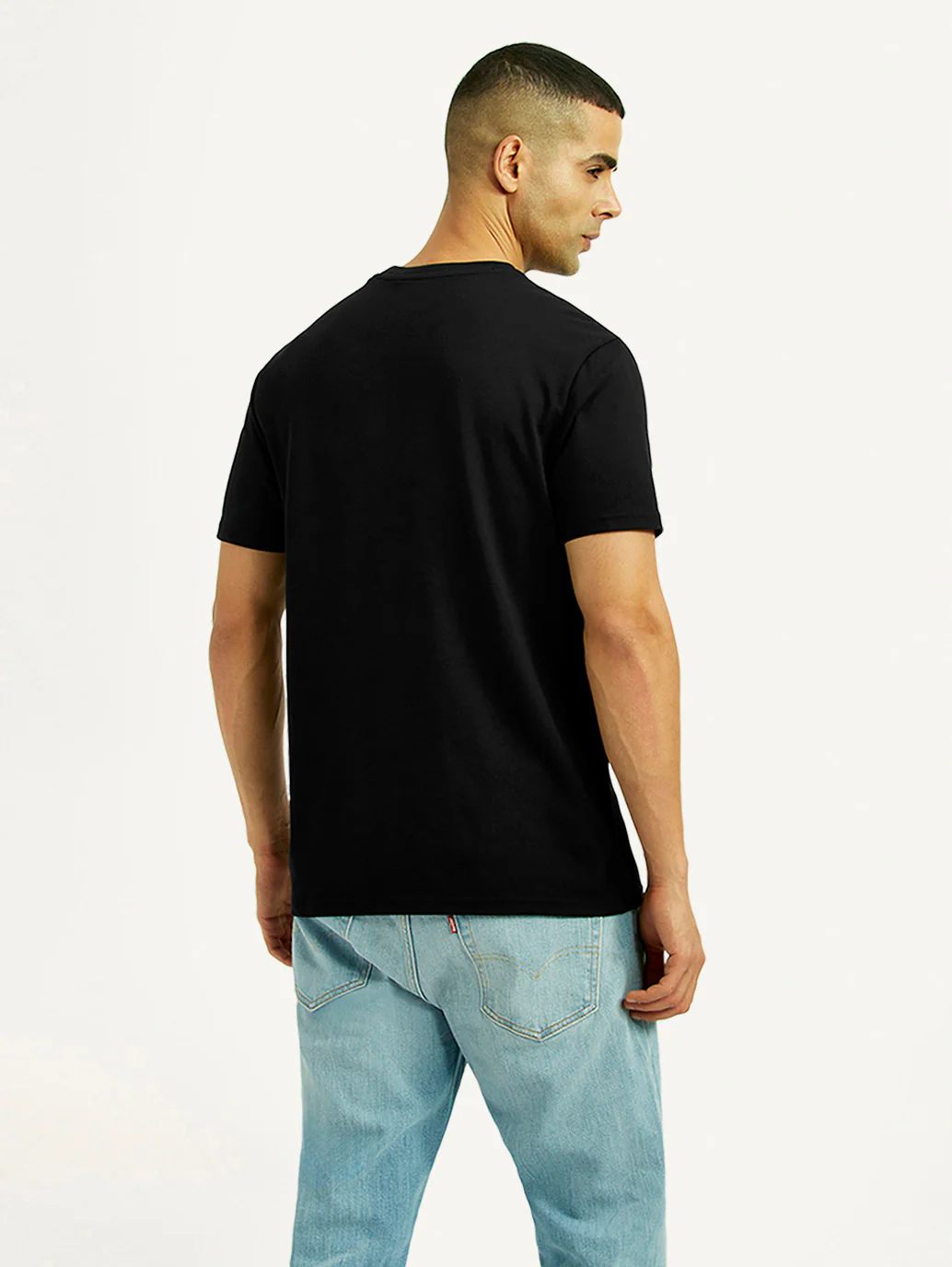 Men's Solid Black Slim Fit T-shirt - Image 3