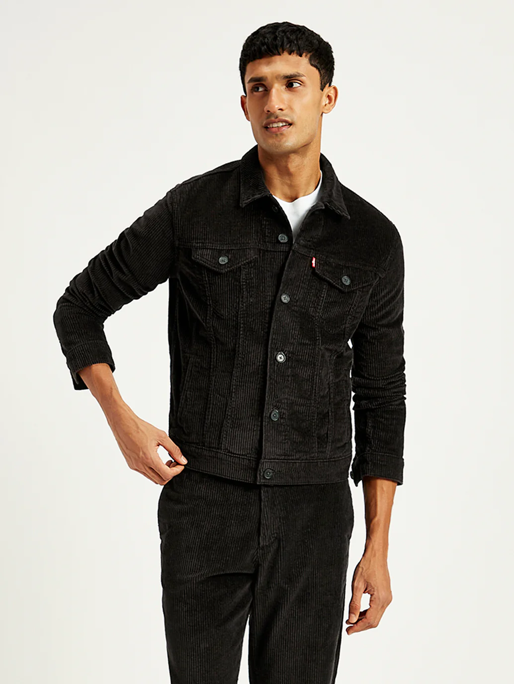 Men's Solid Black Spread Collar Denim Jacket - Image 3
