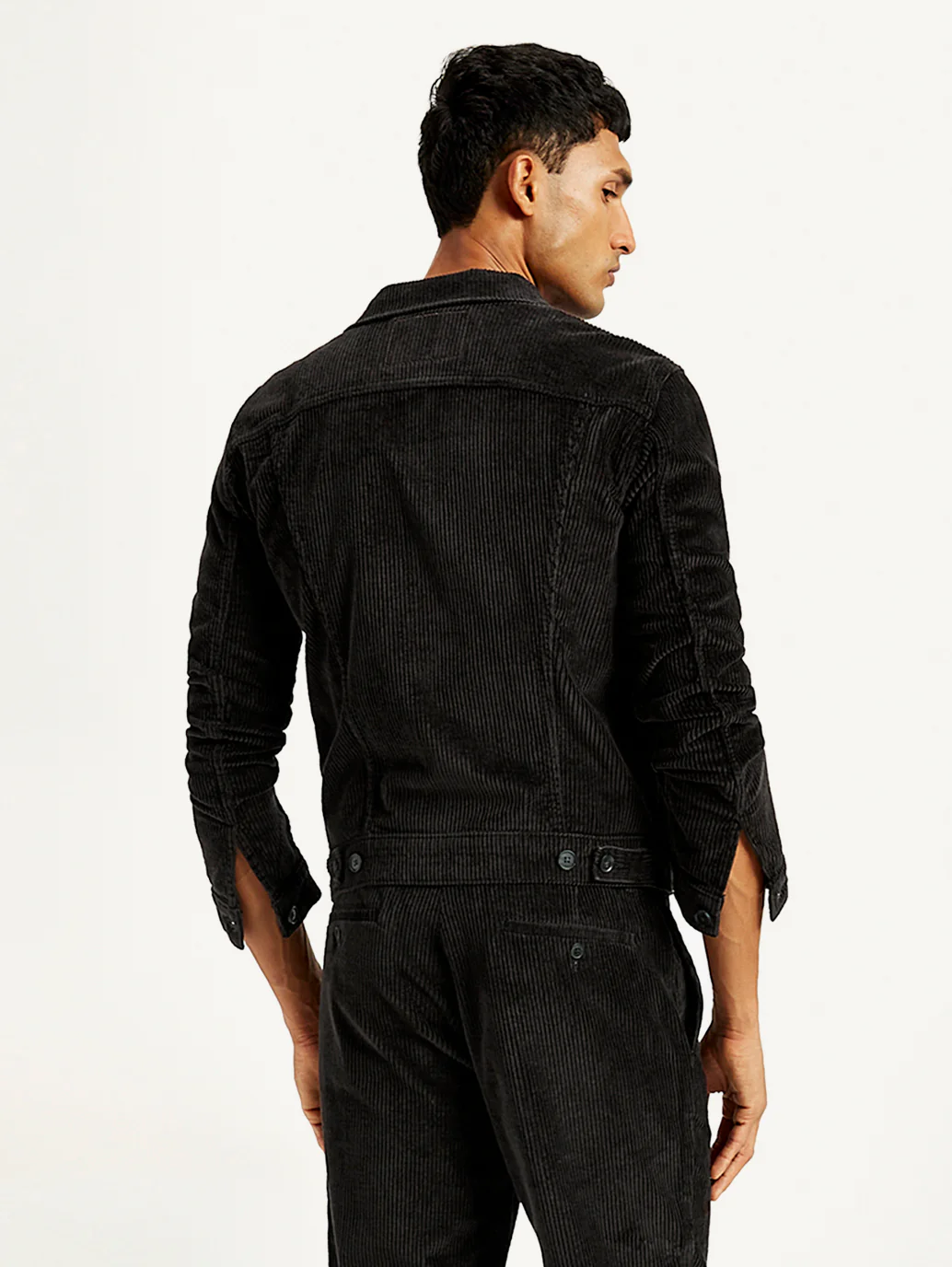 Men's Solid Black Spread Collar Denim Jacket - Image 4