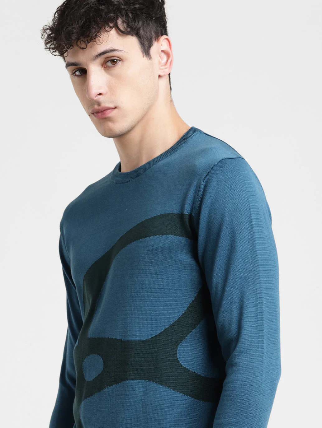 Men's Solid Blue Crew Neck Sweater - Image 5