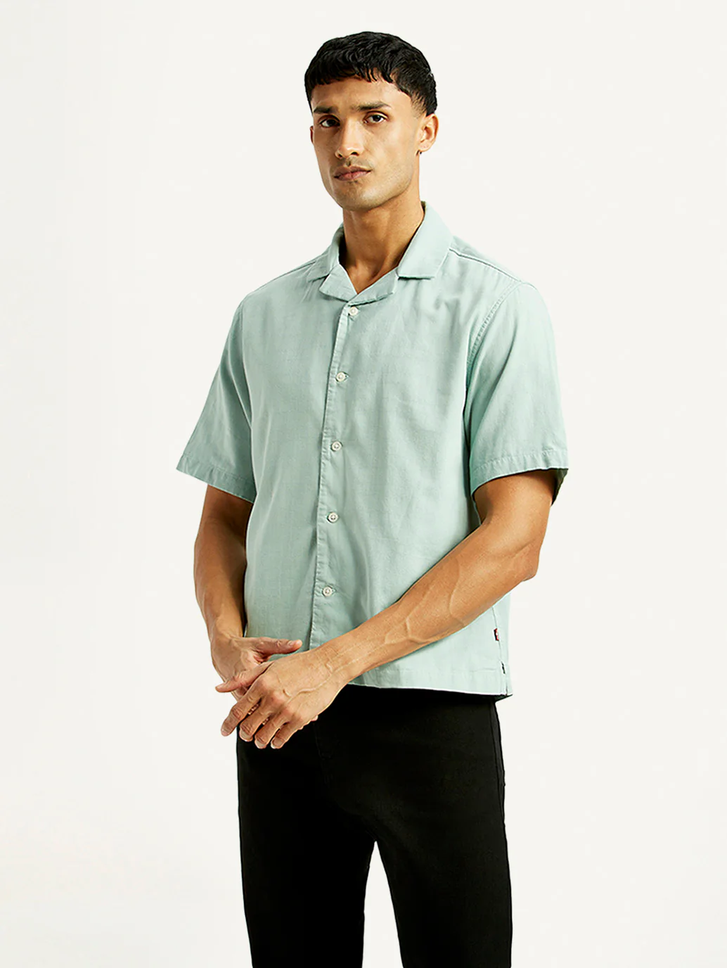 Men's Solid Boxy Fit Resort Collar Shirt - Image 4