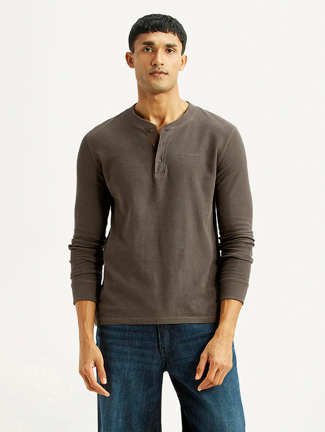 Men's Solid Brown Henley Neck T-shirt