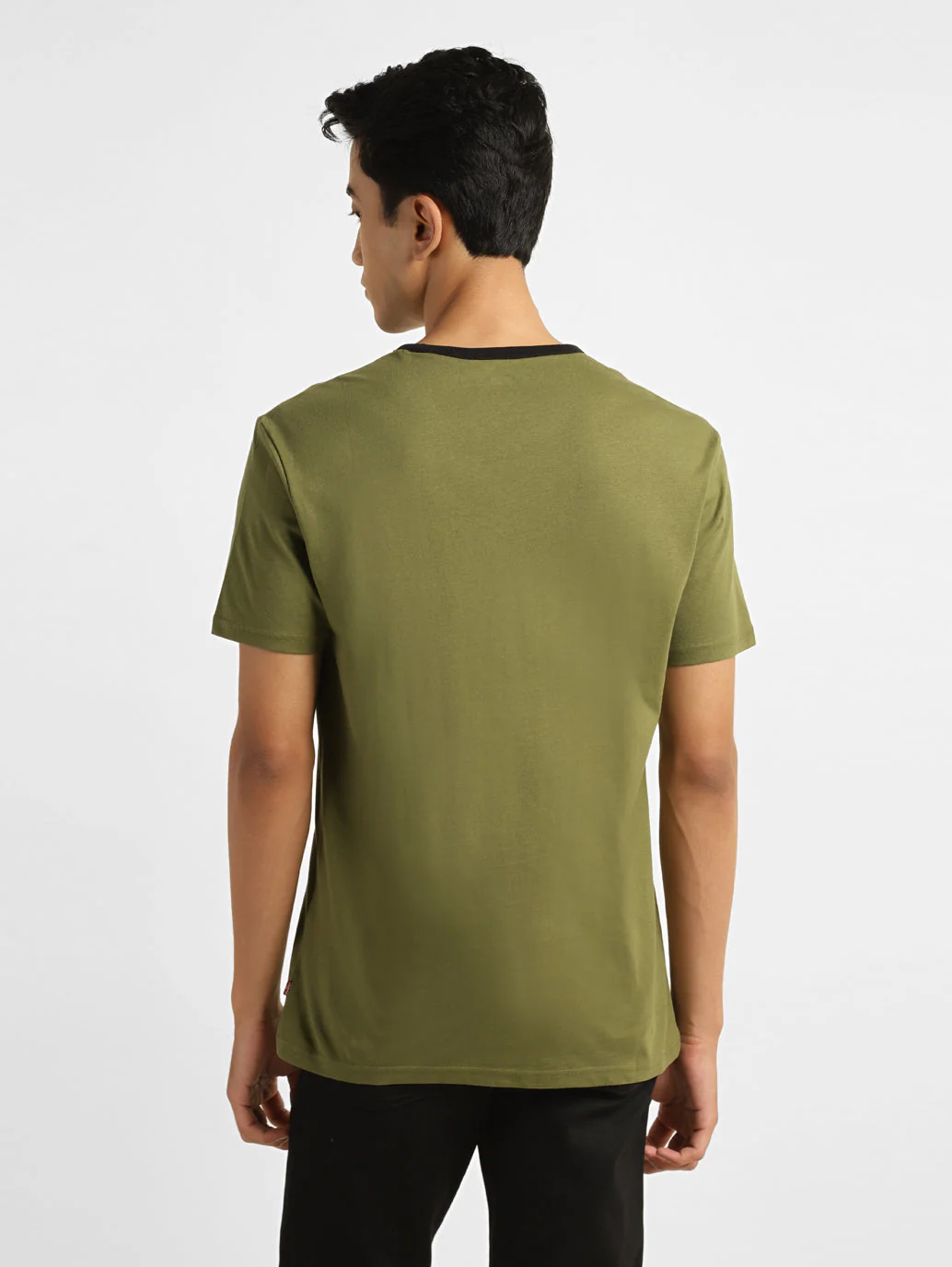 Men's Solid Crew Neck T-shirt - Image 3