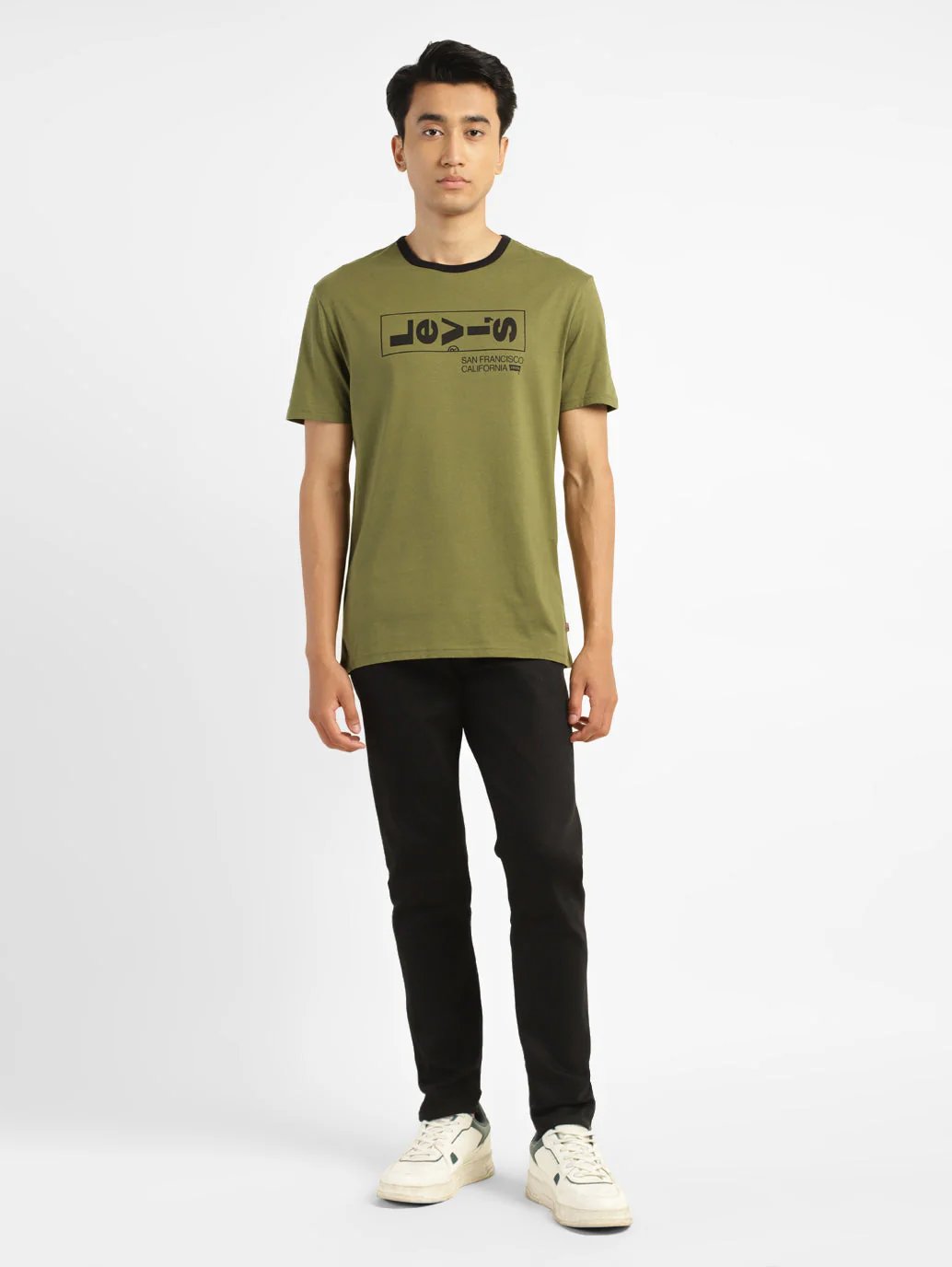 Men's Solid Crew Neck T-shirt - Image 6