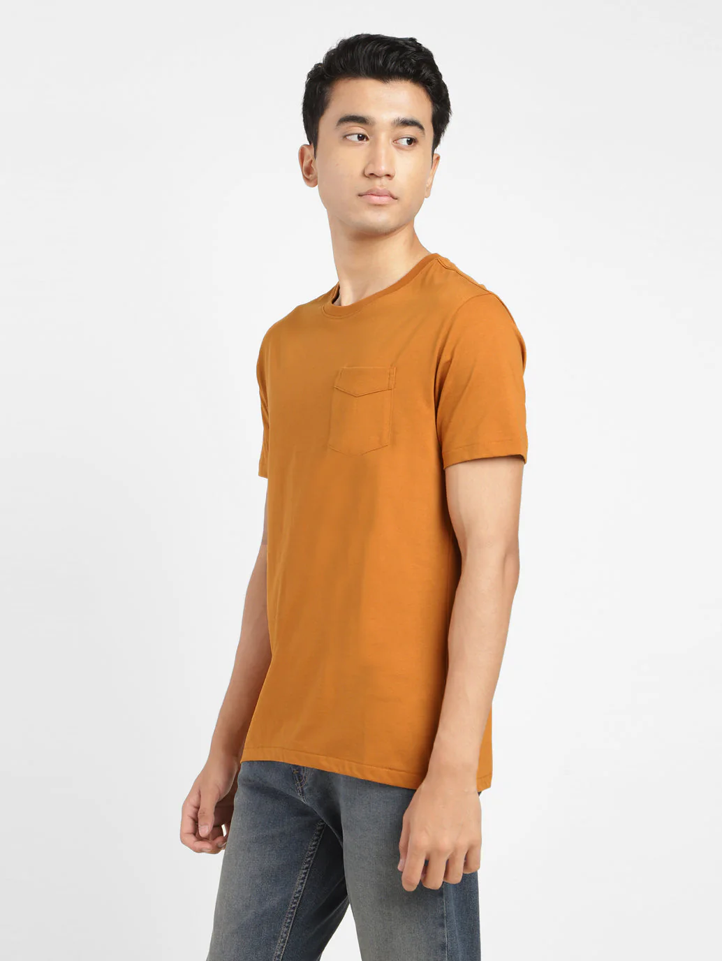 Men's Solid Crew Neck T-shirt - Image 4