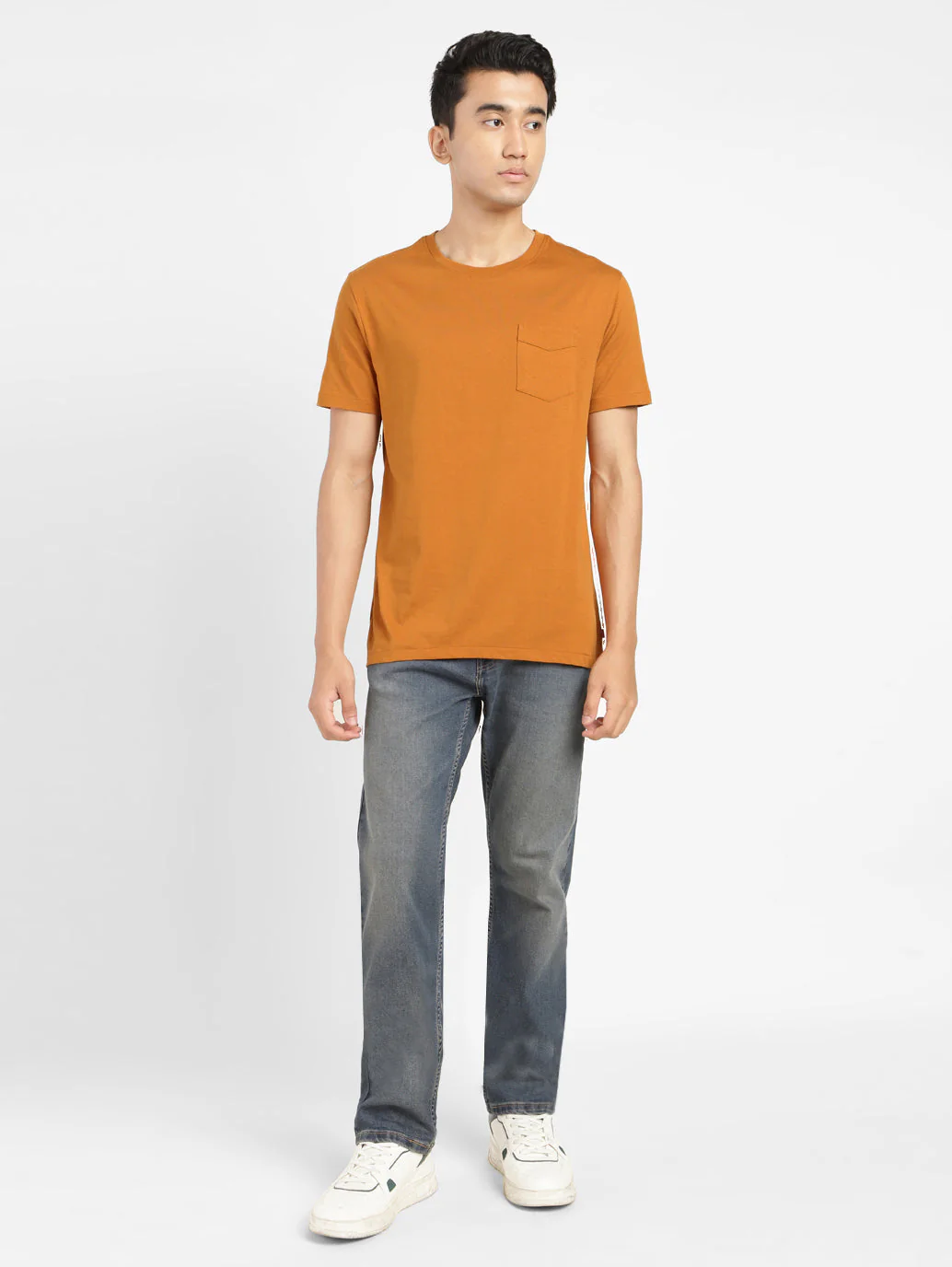 Men's Solid Crew Neck T-shirt - Image 6