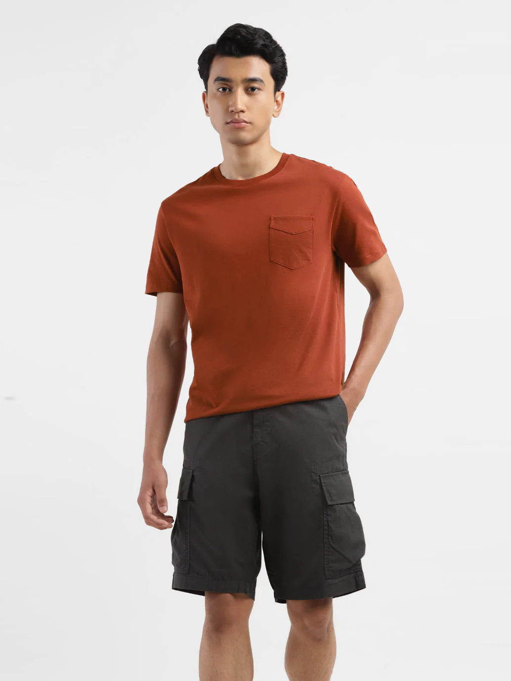Men's Solid Crew Neck T-shirt - Image 6