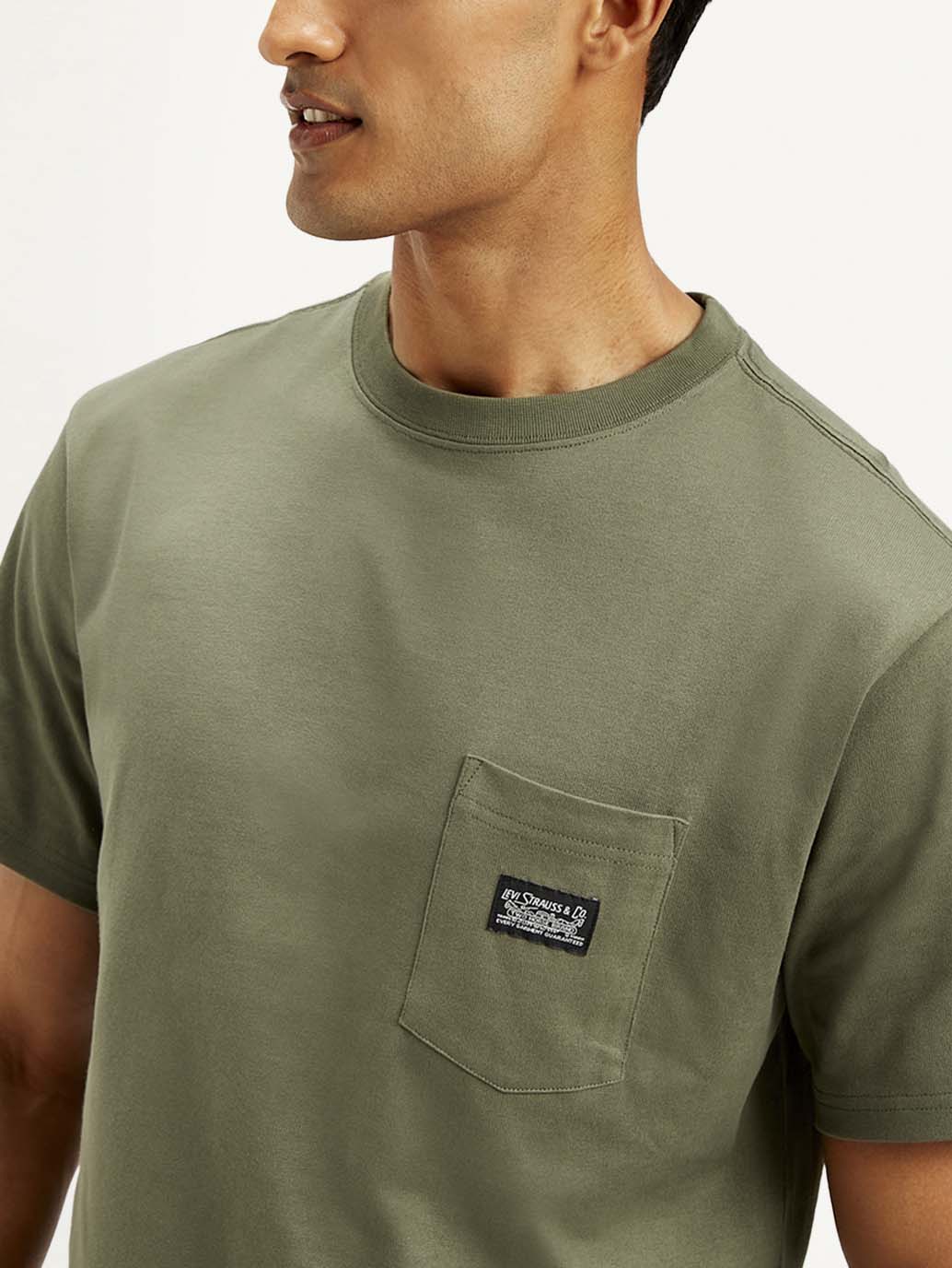 Men's Solid Crew Neck T-Shirt - Image 4