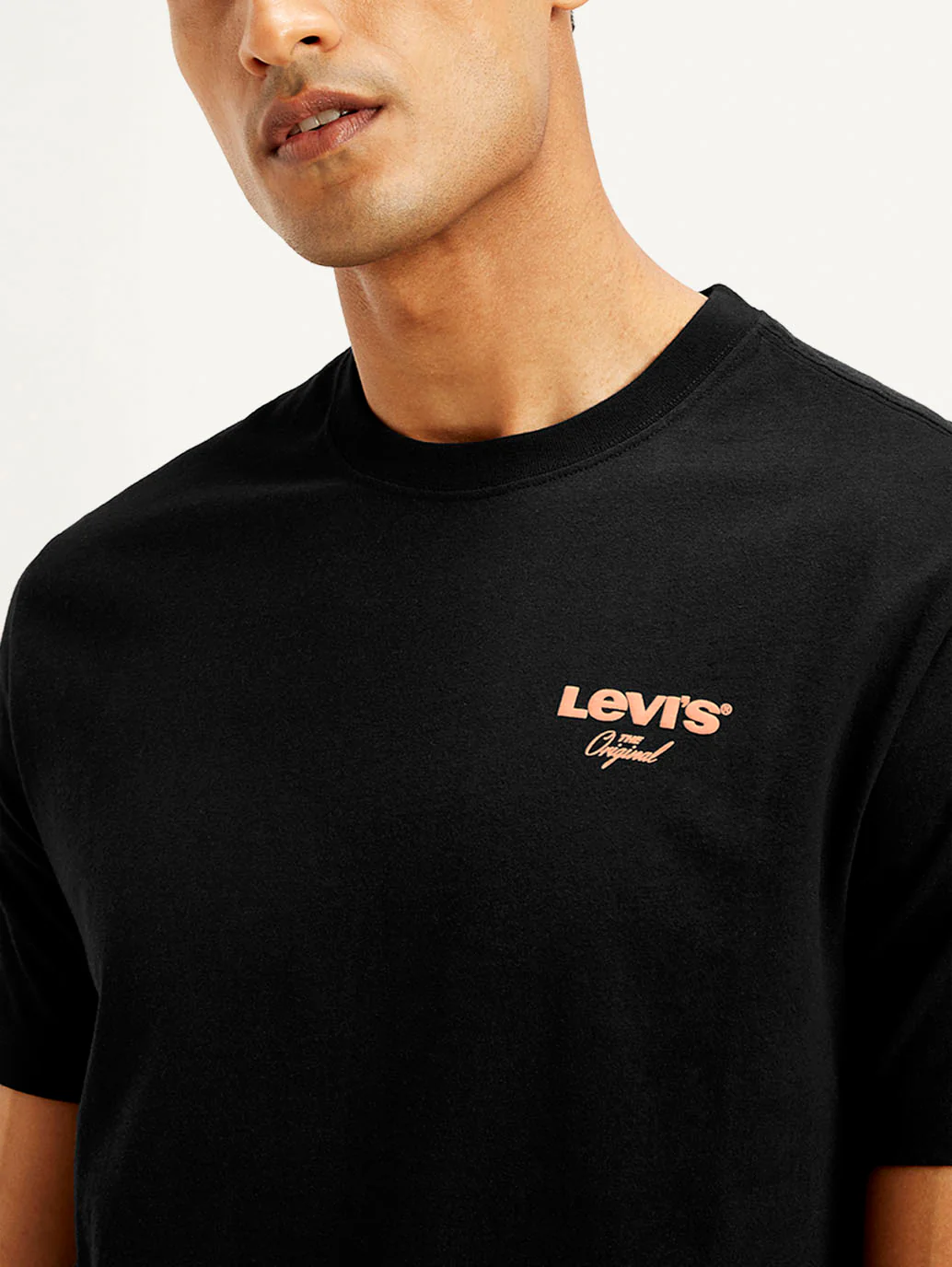 Men's Solid Crew Neck T-shirt - Image 4
