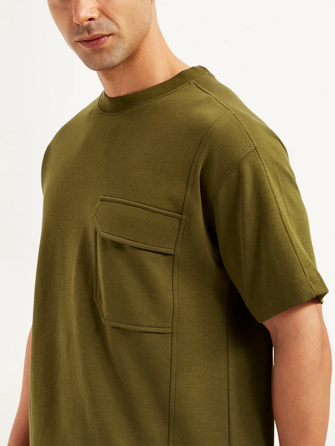 Men's Solid Crew Neck Utility T-Shirt - Image 5