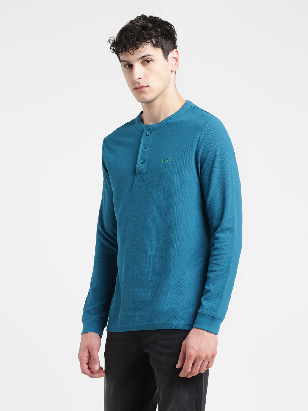 Men's Solid Henley Neck T-shirt - Image 4
