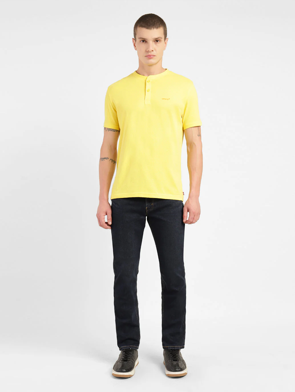 Men's Solid Henley T-shirt - Image 6