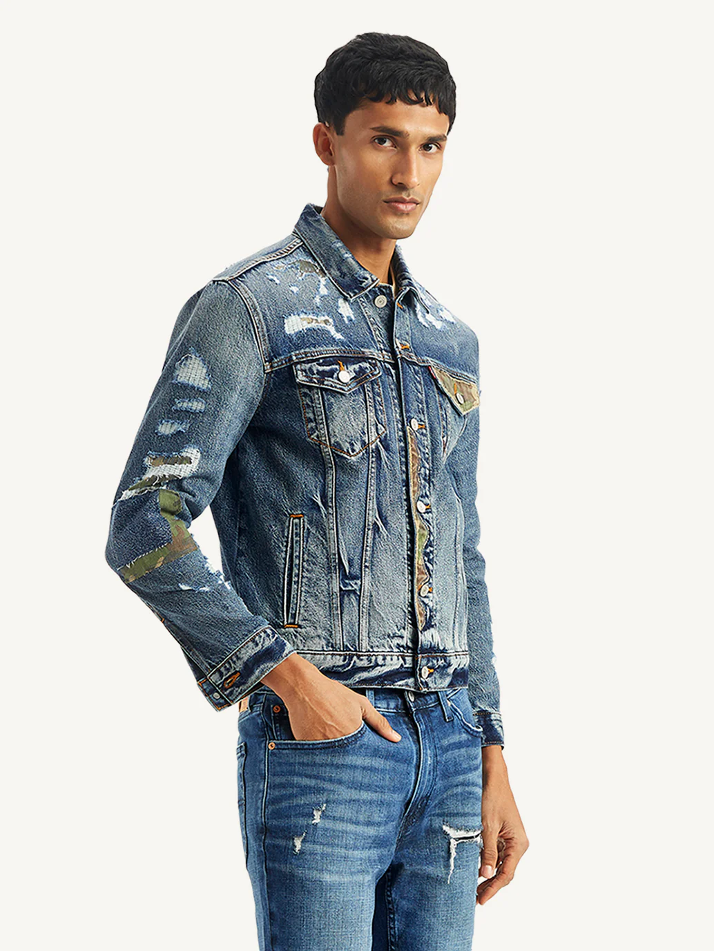 Men's Solid Indigo Spread Collar Denim Jacket - Image 6
