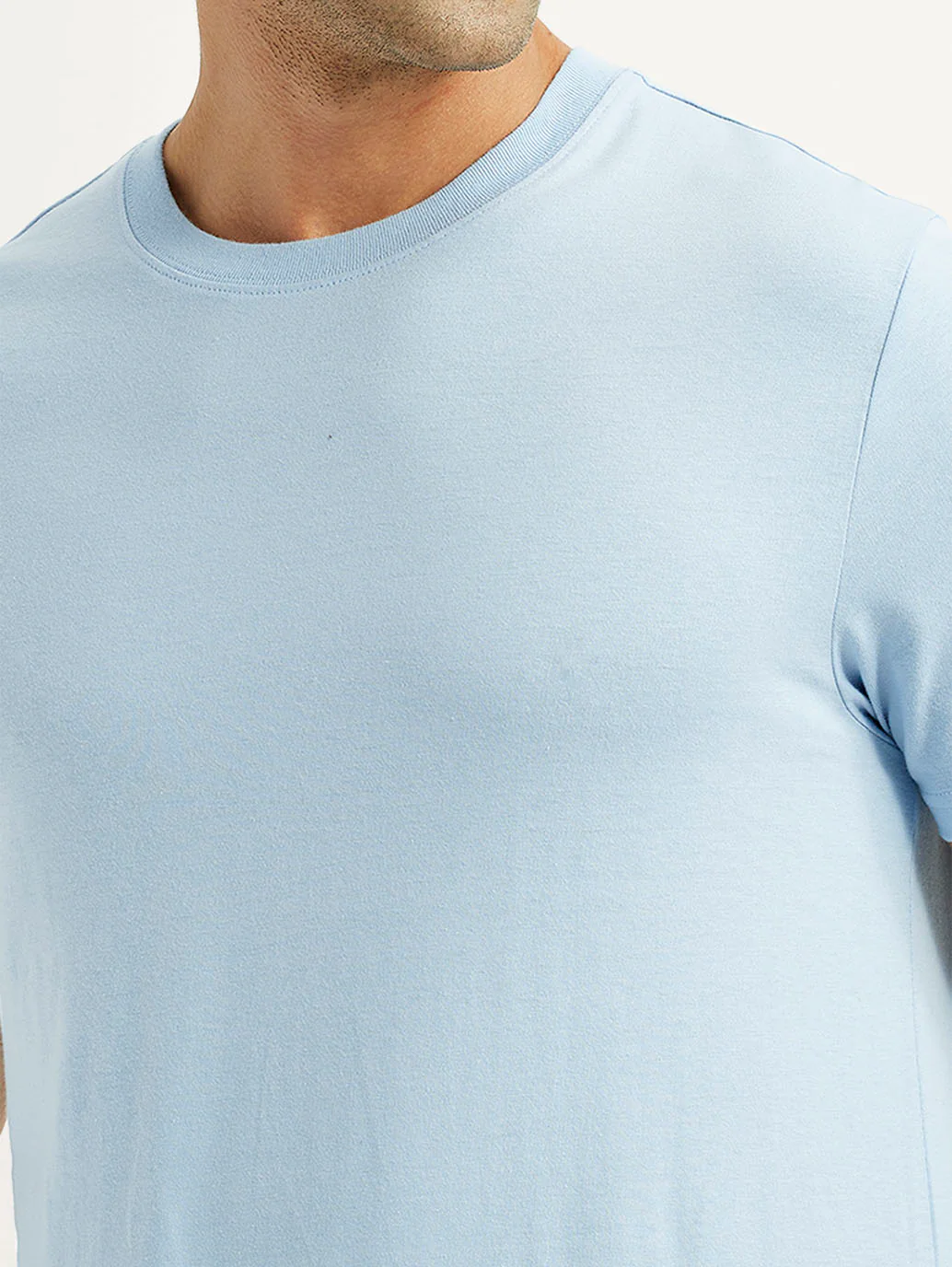 Men's Solid Light Blue Crew Neck T-Shirt - Image 4