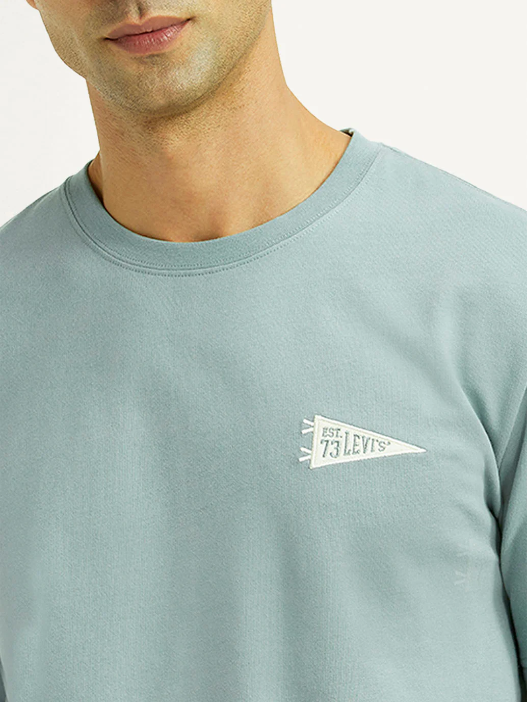 Men's Solid Light Blue Crew Neck T-shirt - Image 4