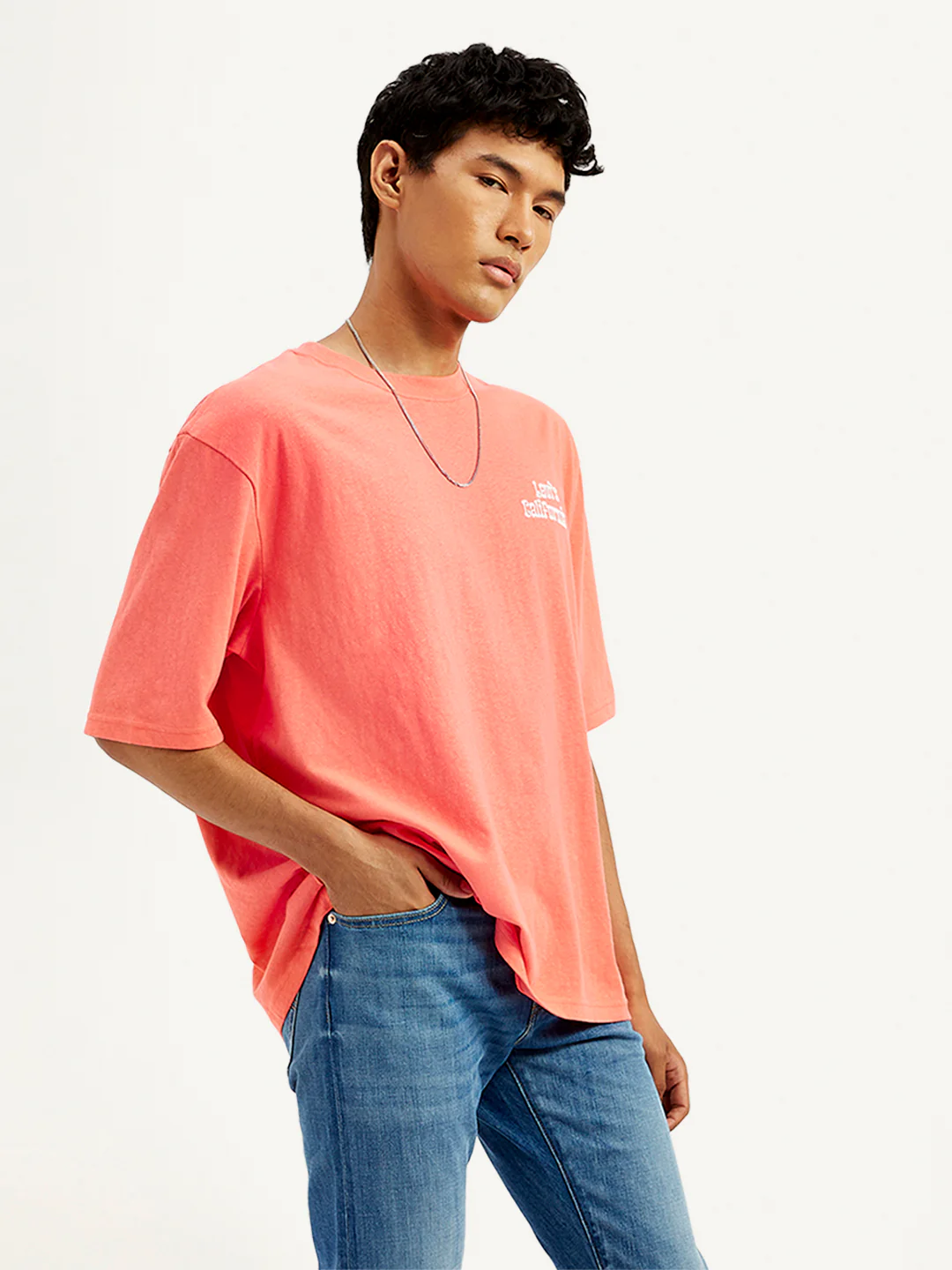 Men's Solid Loose Fit Graphic T-Shirt - Image 4