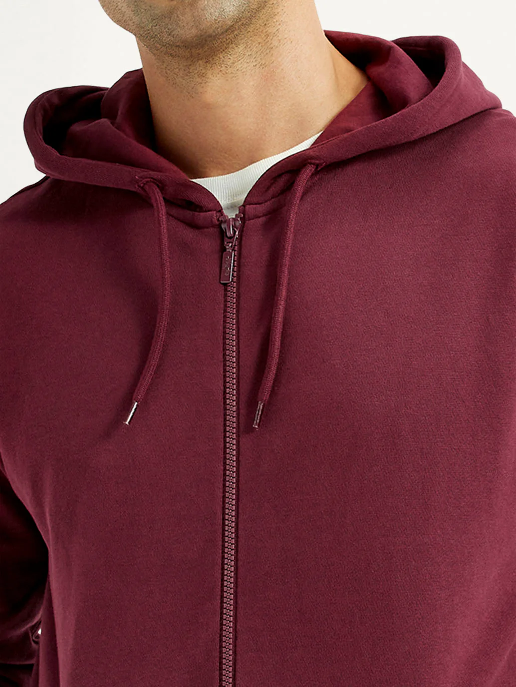 Men's Solid Maroon Hooded Sweatshirt - Image 4