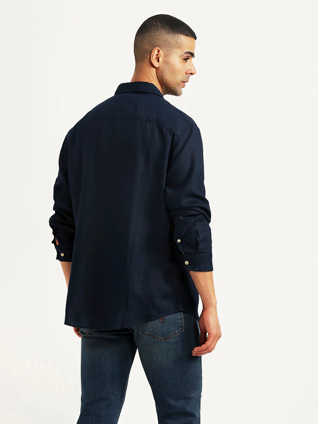 Men's Solid Navy Slim Fit Linen Shirt - Image 2