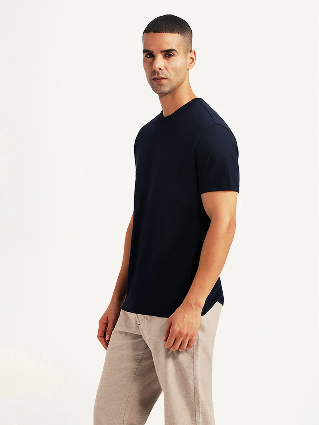 Men's Solid Navy Slim Fit T-shirt - Image 4
