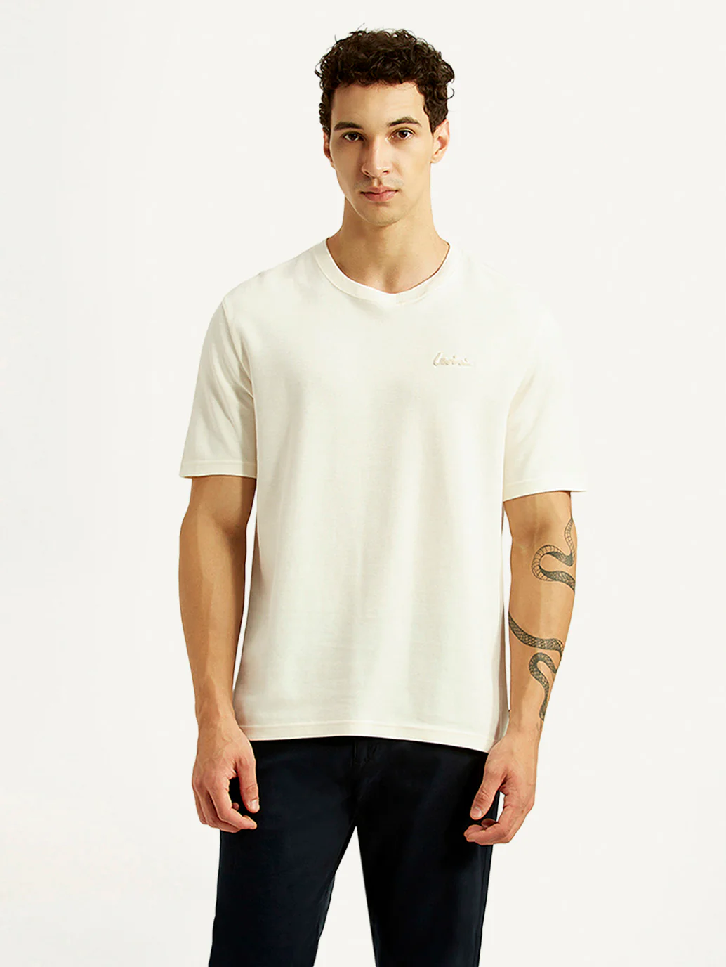 Men's Solid Off White Crew Neck T-shirt - Image 2