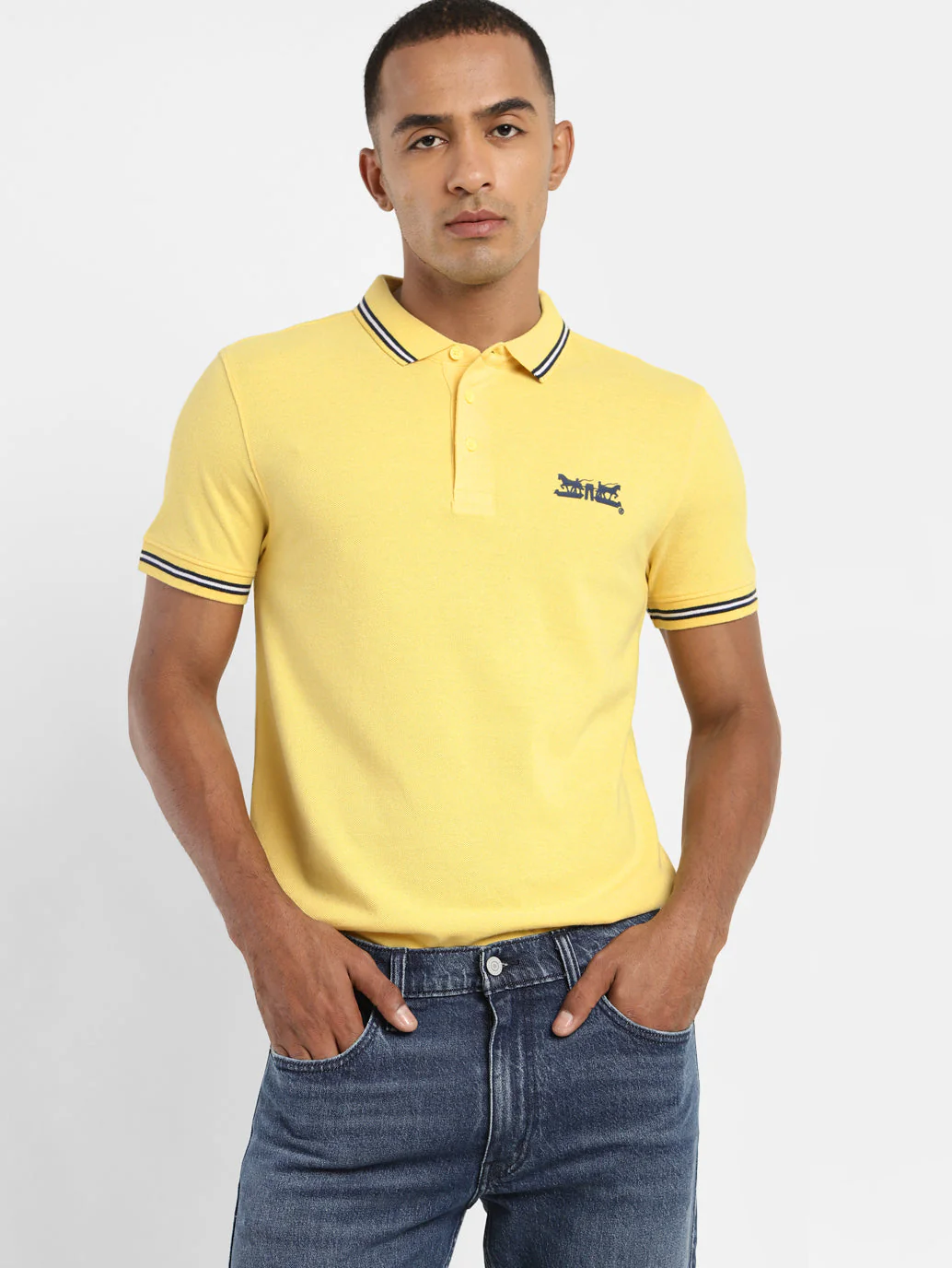 Men's Solid Regular Fit T-shirt - Image 2