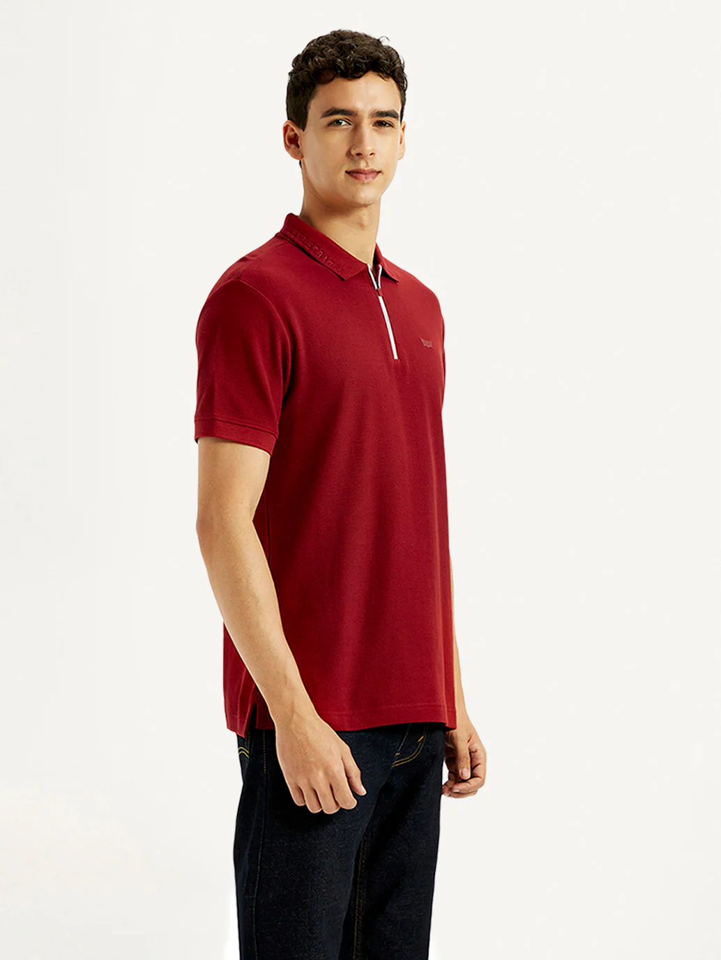 Men's Solid Red Slim Fit Polo T-shirt - Image 5