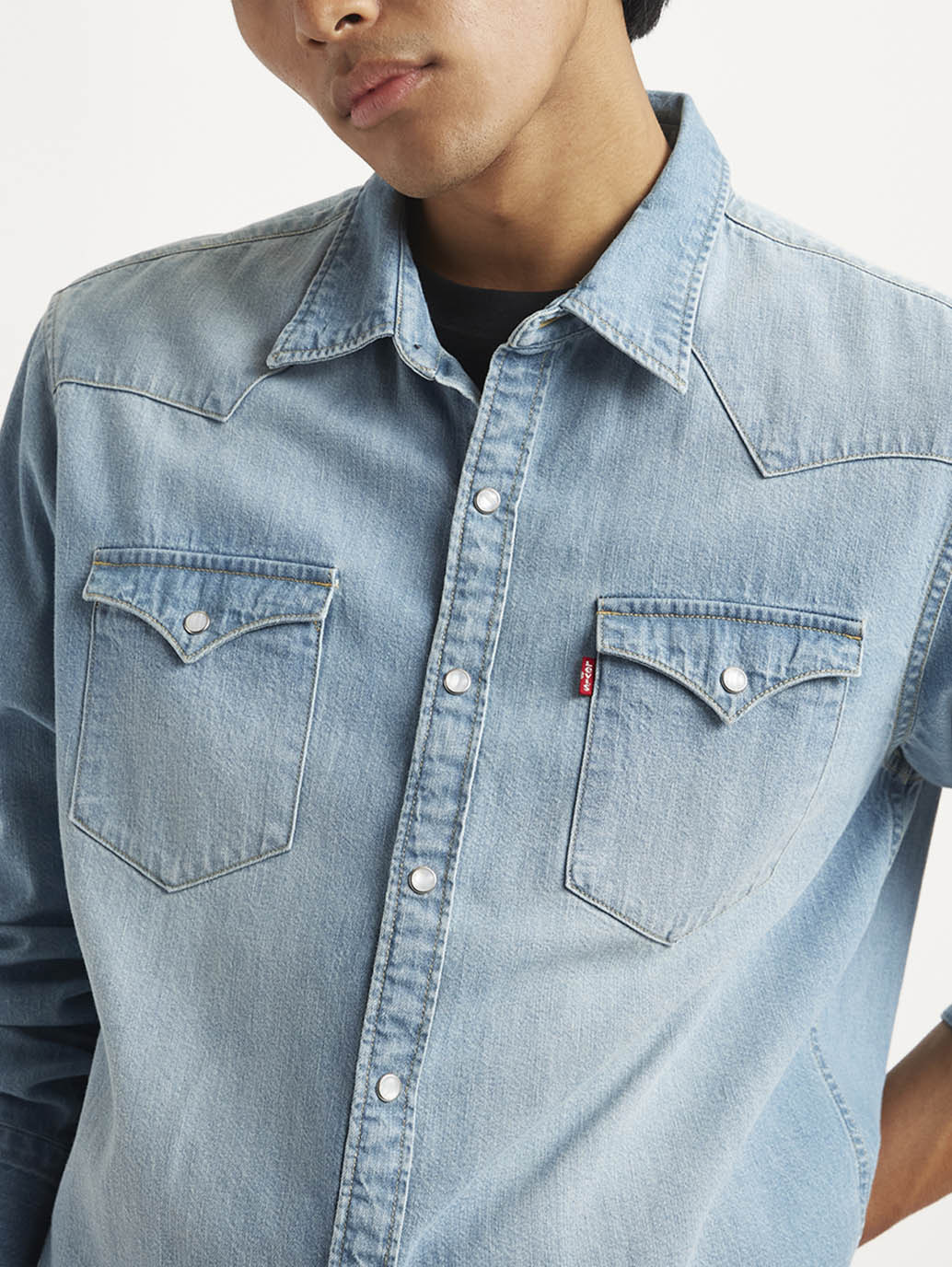 Men's Solid Slim Fit Denim Shirt - Image 4