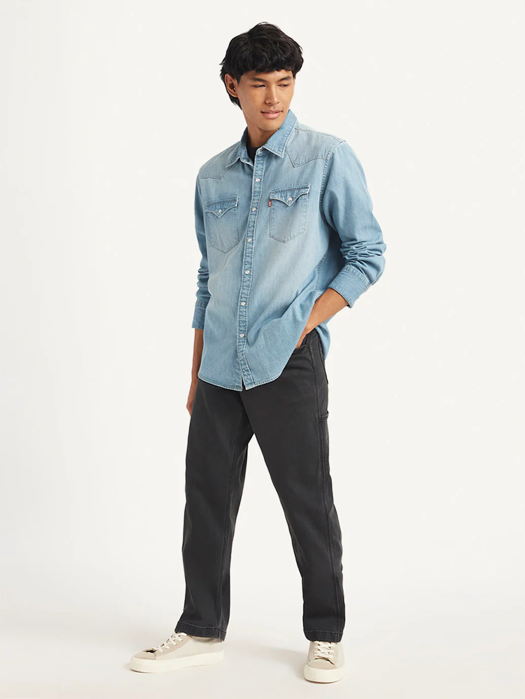 Men's Solid Slim Fit Denim Shirt - Image 5