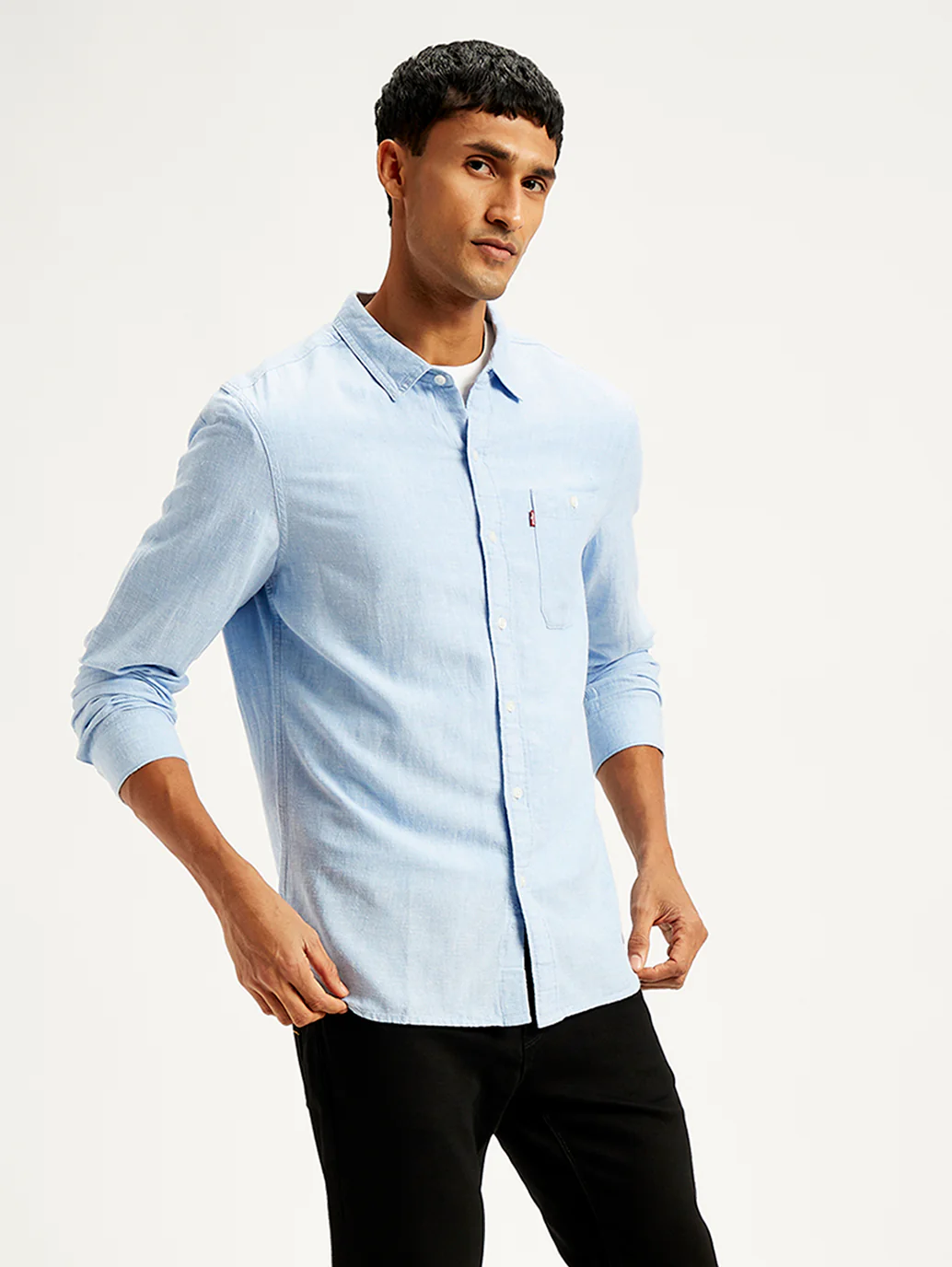 Men's Solid Slim Fit Shirt - Image 4