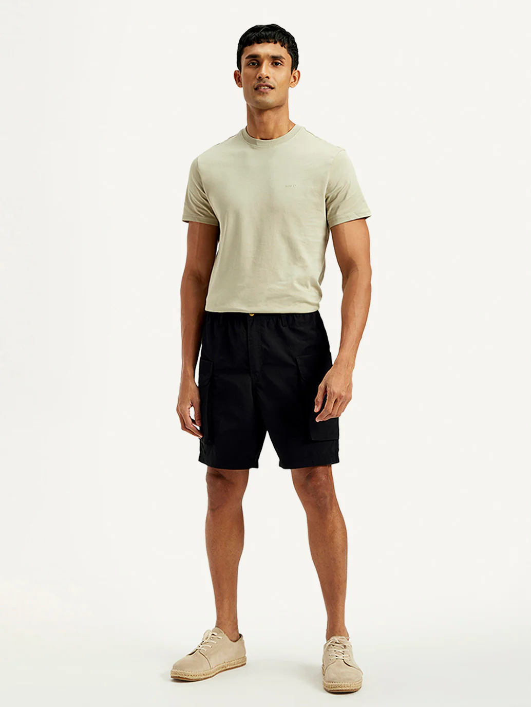 Men's Solid Regular Fit Shorts - Image 2