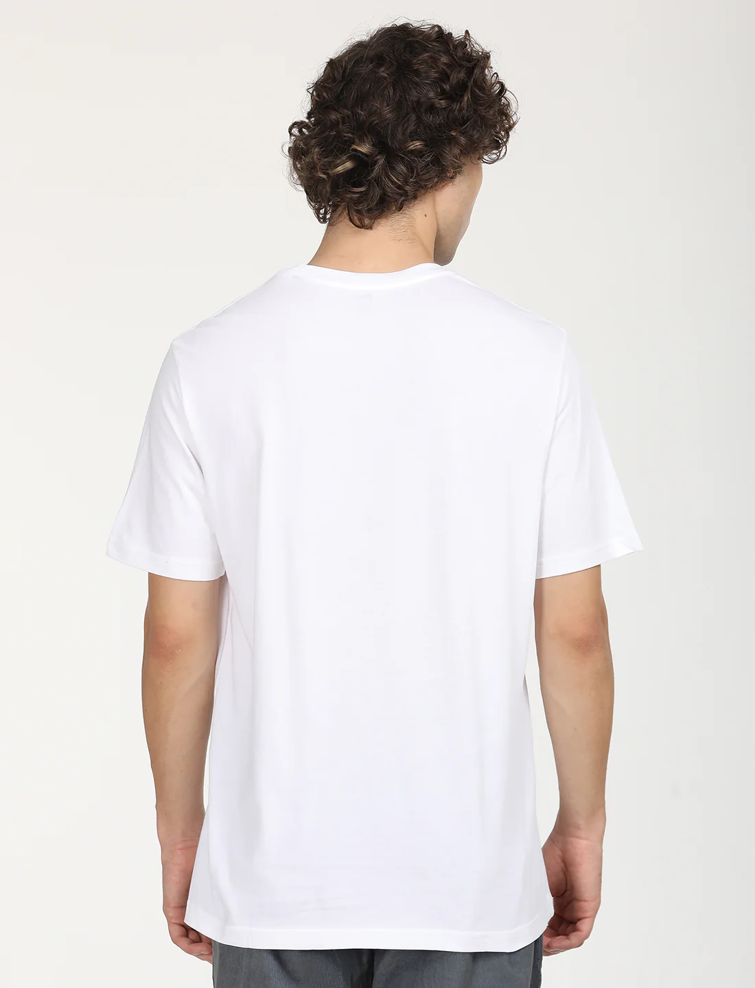Men's Solid Loose Fit T-Shirt - Image 3
