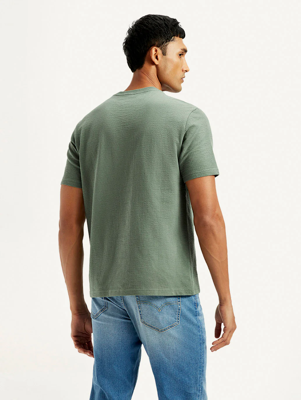 Men's Solid Regular Fit T-Shirt - Image 3