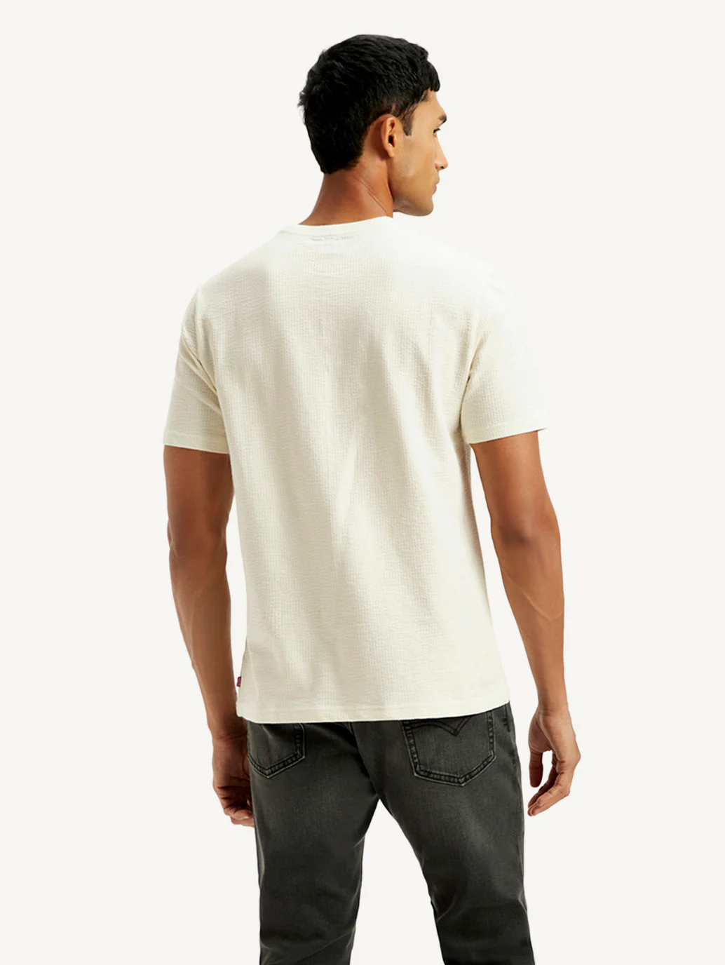 Men's Solid Regular Fit T-Shirt - Image 3