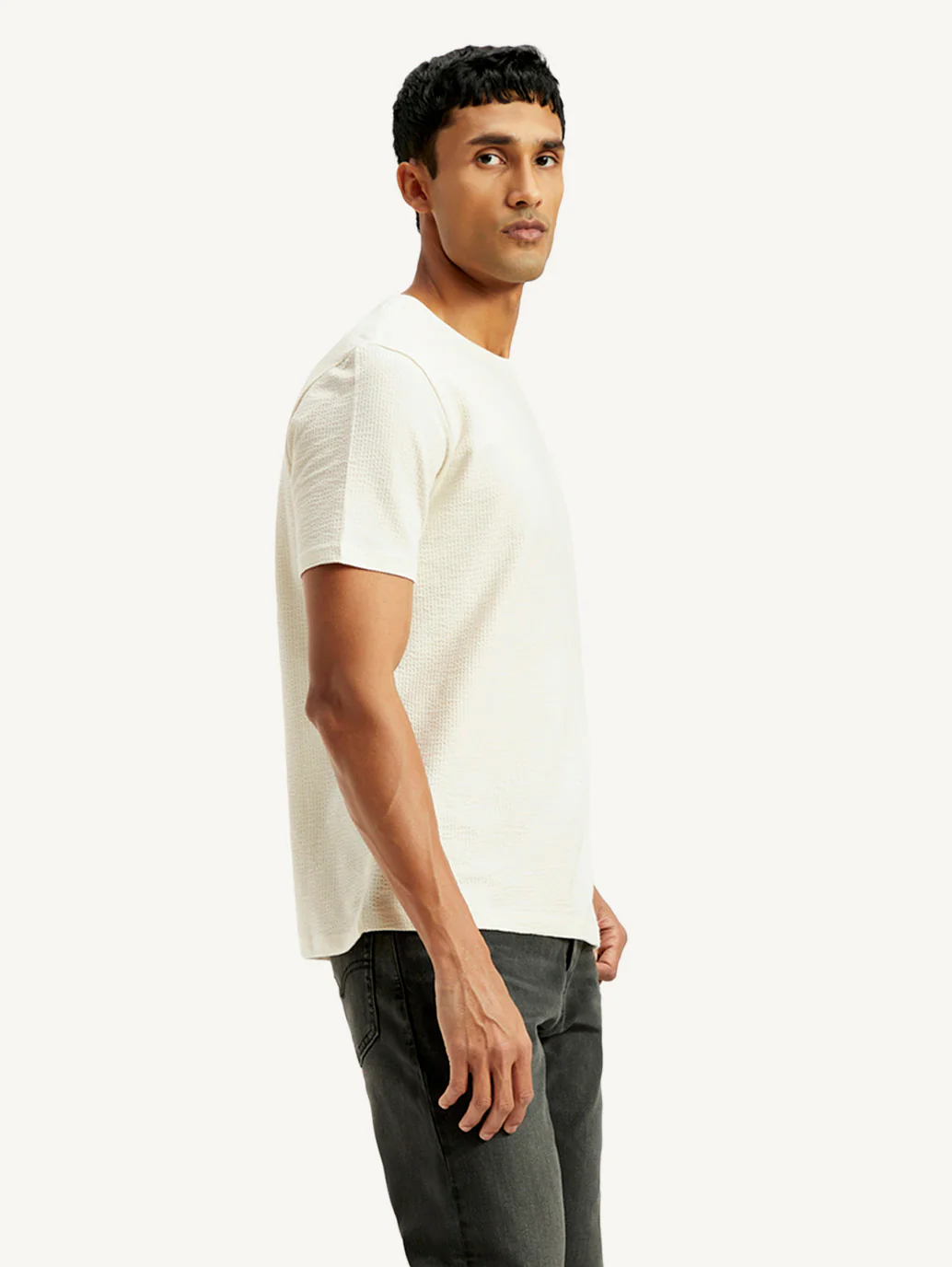 Men's Solid Regular Fit T-Shirt - Image 5