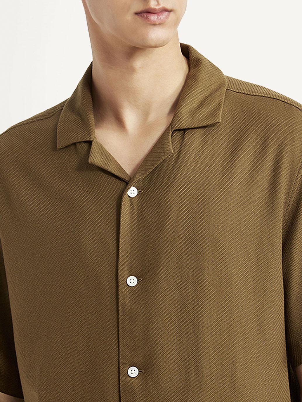 Men's Solid Relaxed Fit Camp Shirt - Image 3