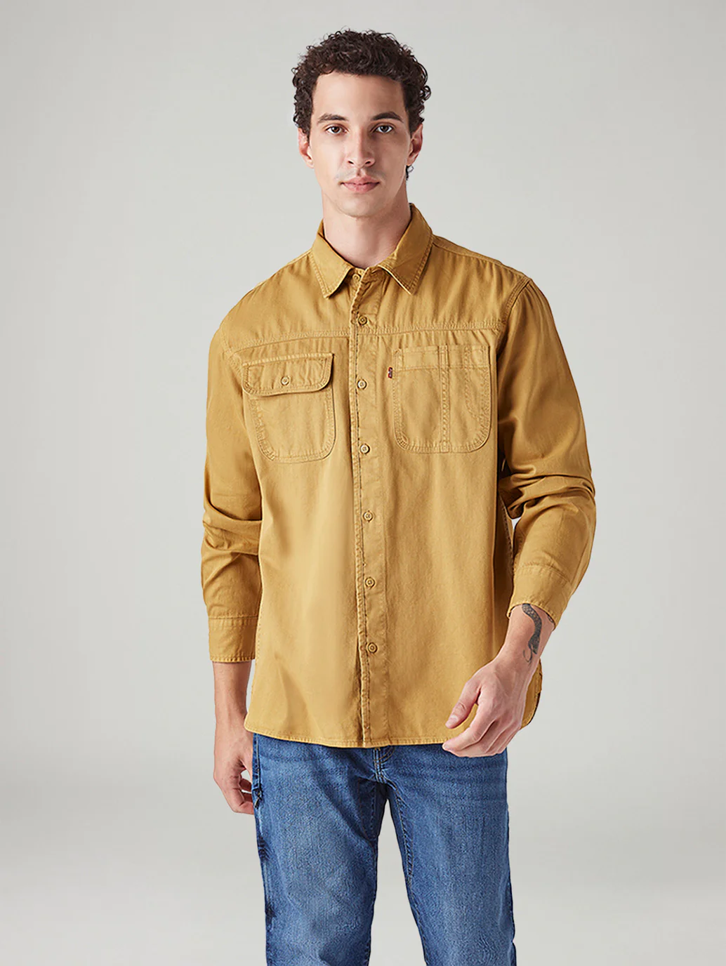 Men's Solid Relaxed Fit Commuter Shirt - Image 2