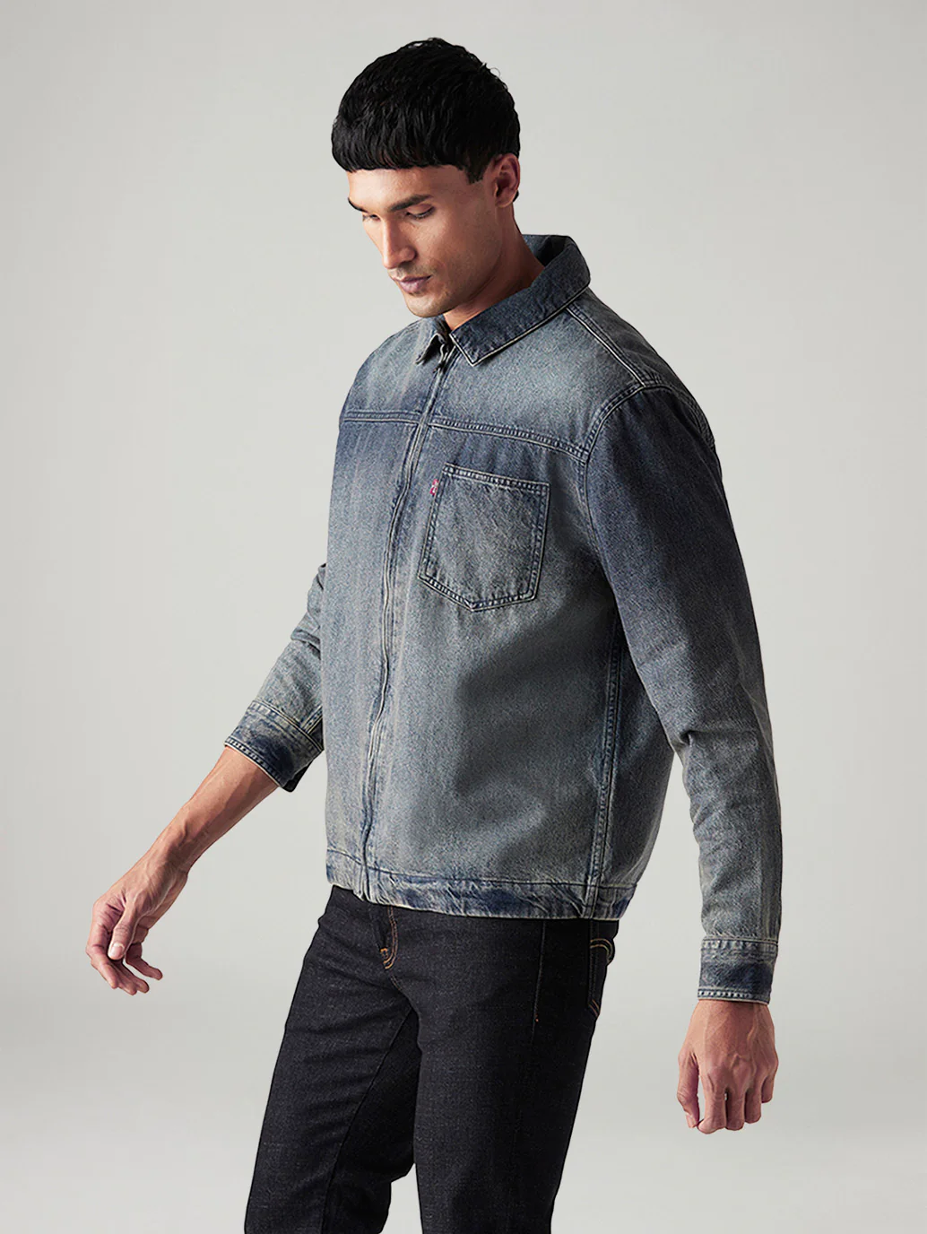 Men's Solid Relaxed Fit Jacket - Image 4